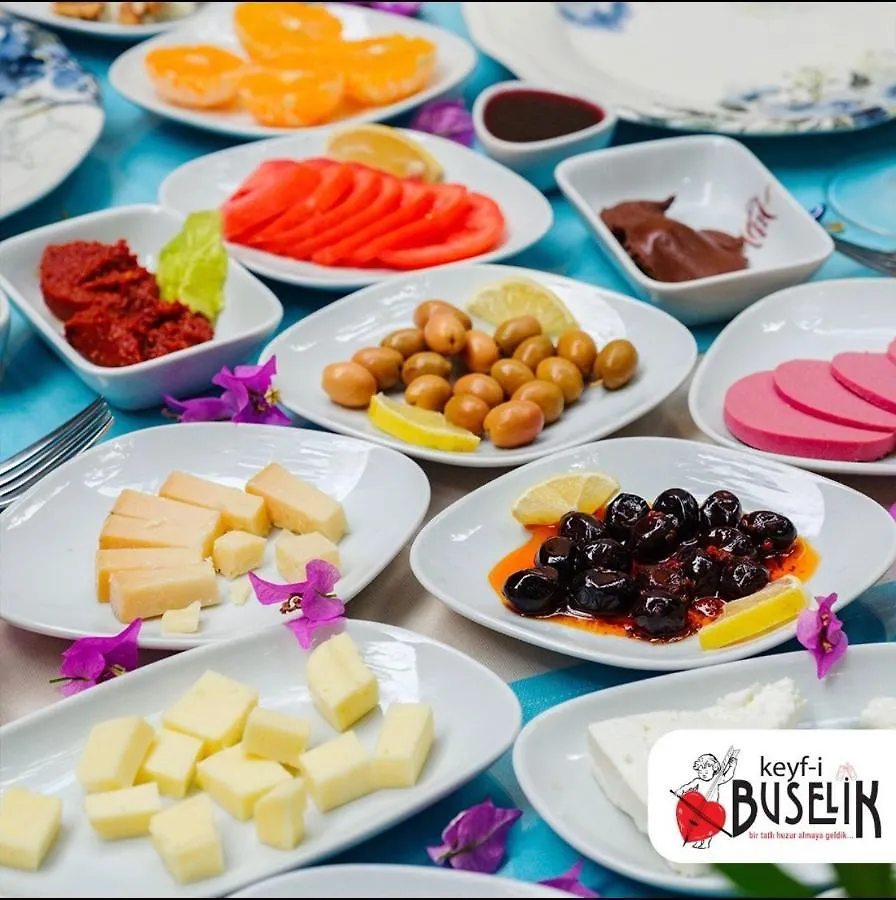 Sari Konak Antalya Homestay
