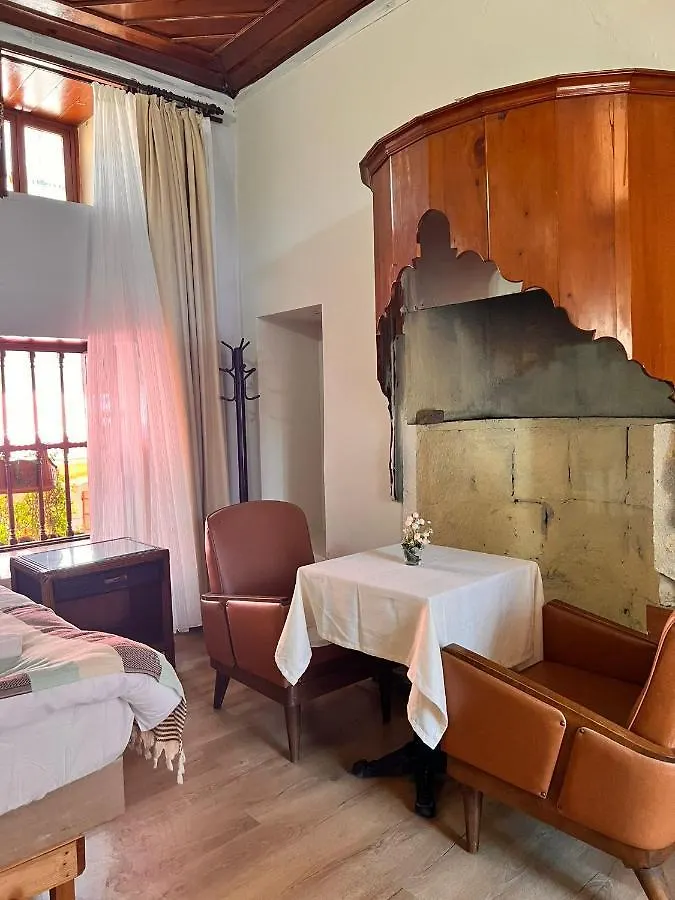 Sari Konak Antalya Homestay